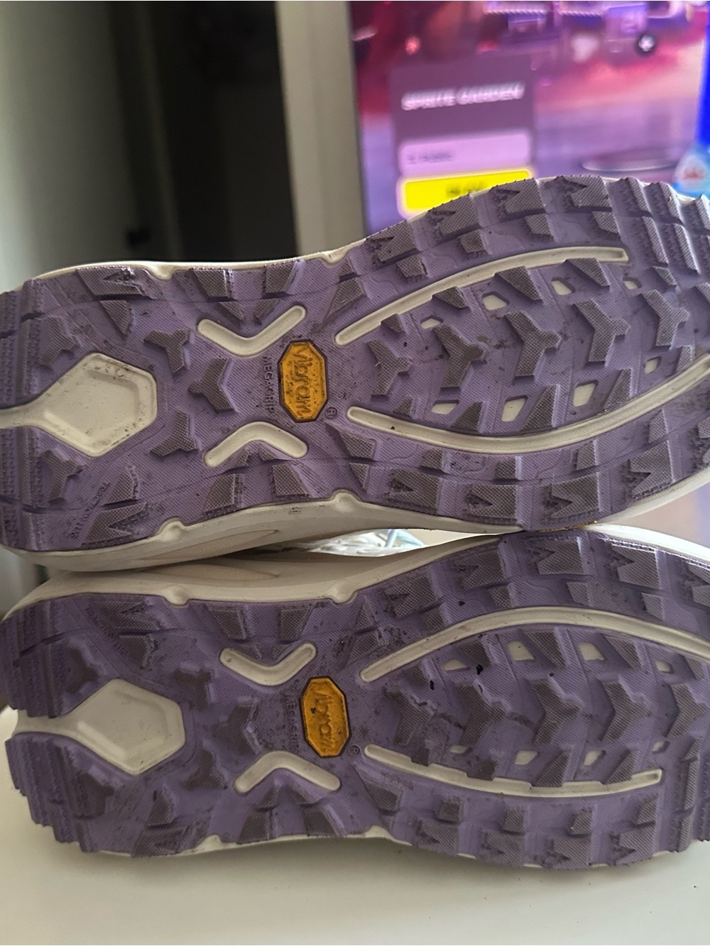 Kaha 3 low GORE-TEX hiking shoes - Vanilla colourway - Picture 3 of 4